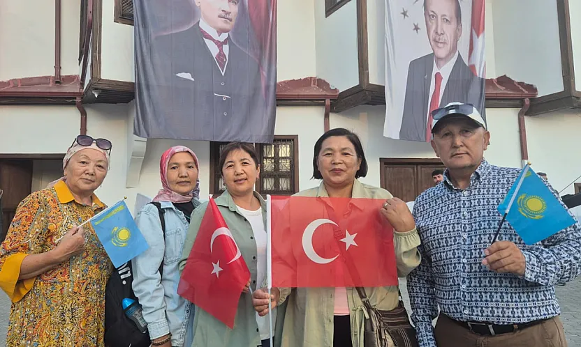 Ata Topraklarından Gelip Ata Yadigarına Sahip Çıktılar