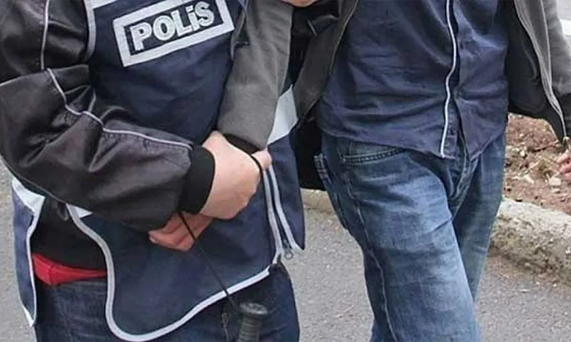 Babası Şikayet Etti, Oğlu Gözaltına Alındı