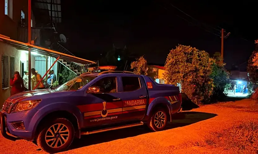 Bahçe Kapısı Gürültüsünden Çıkan Komşu Kavgasında 1 Ölü, 2 Yaralı