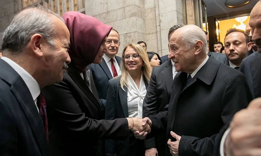 Bahçeli'den, Yiğitbaşına Tebrik