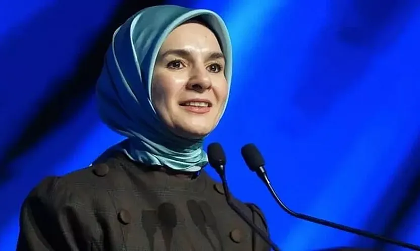 Bakan Göktaş'tan Burcu Köksal'a Destek Mesajı