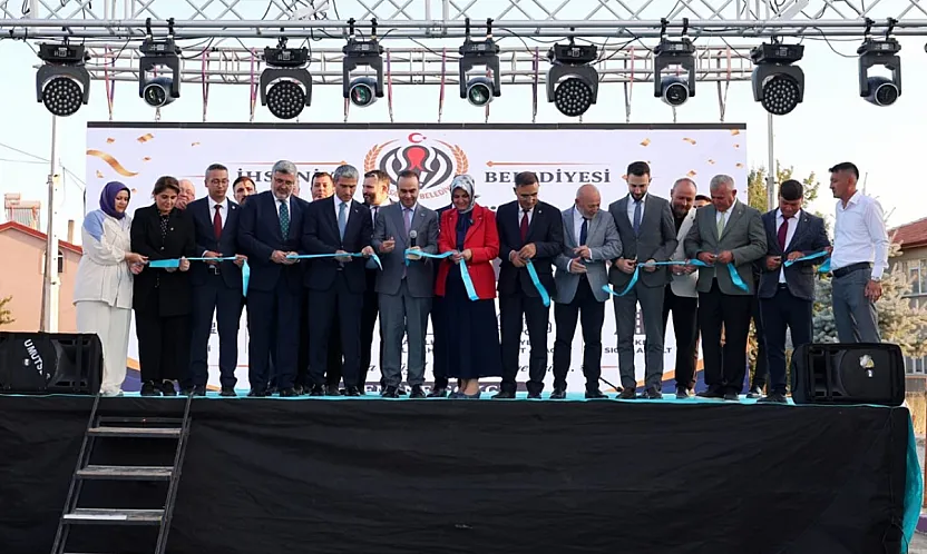 Bakan Kacır: Afyonkarahisar Kalkınmanın Öncü Şehirlerinden