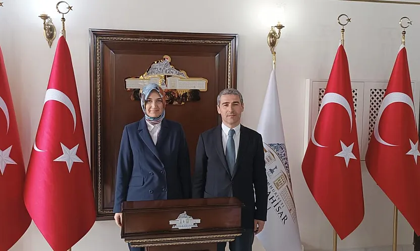 Bakan Yardımcısı Yiğitbaşı, Vali Aktaş'ı Ziyaret Etti