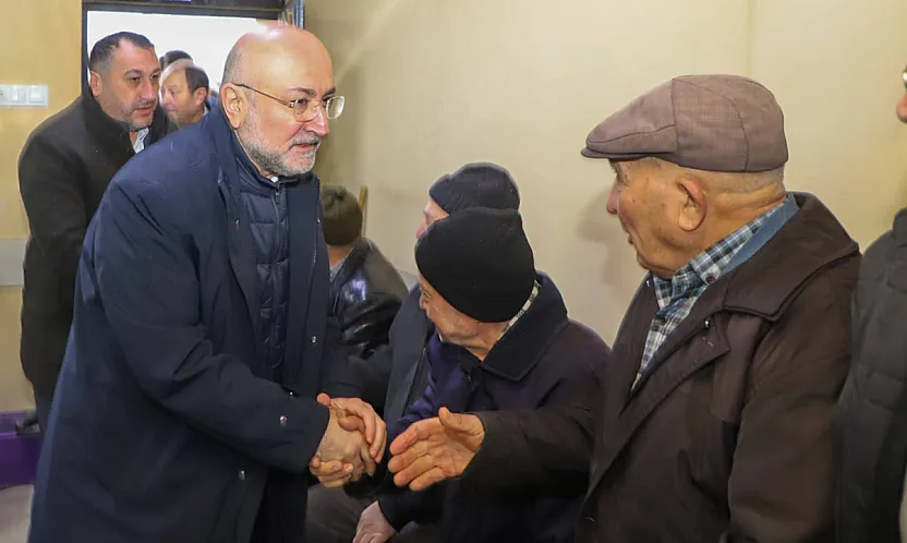 Başkan Şahin, Kayıhan'da Vatandaşlarla Görüştü