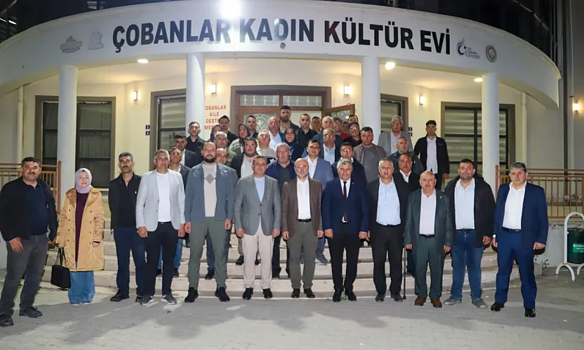 Başkan Şahin, Vatandaşın Taleplerini Tek Tek Not Alıyor