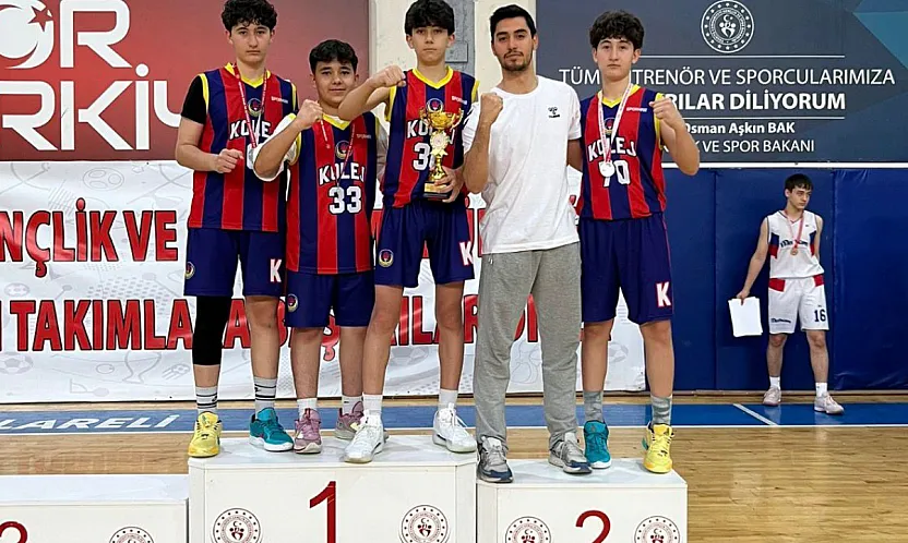 Basketbolda Türkiye İkinciliği Geldi