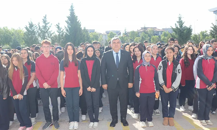Bayram Sonrası Okullarda İlk Buluşma