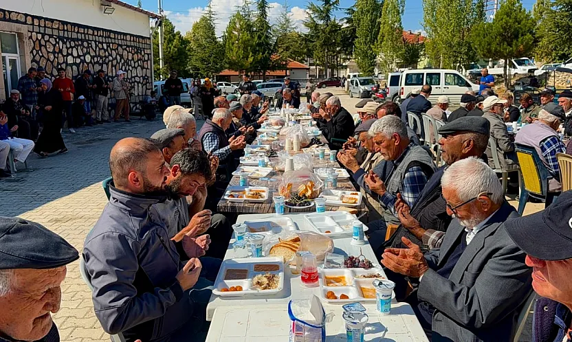 Belçika'dan Memleketine Gelen Hayırseverden Büyük Vefa