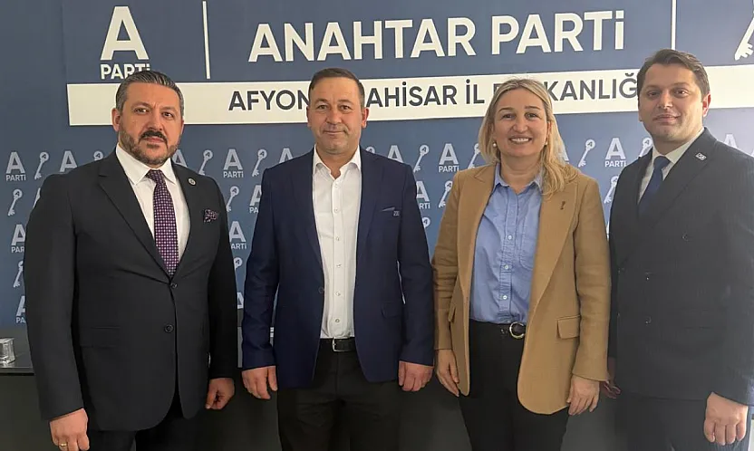 Belediye Meclis Üyeleri, Anahtar Parti'ye Katıldı