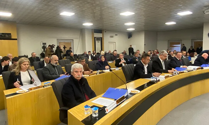 Belediye Meclisi'nde Siyasi Mizah Mı, Mesaj Mı?