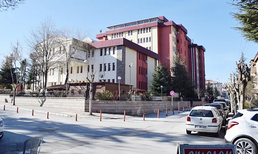 Bir Ev, 8 Sanık, 1 Ceset: Afyon'daki Cinayet Davasında İnanılmaz Detaylar!