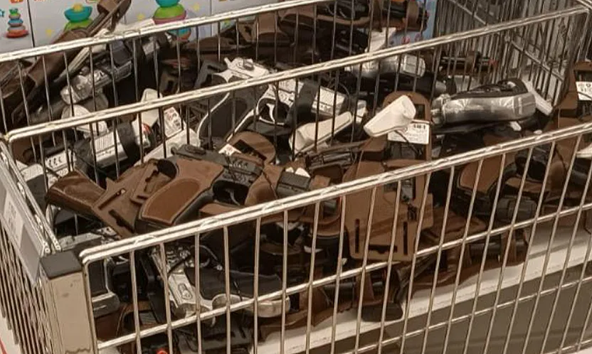 Bir Tarafta Şiddet Tartışması, Bir Tarafta Oyuncak Tabancalar…