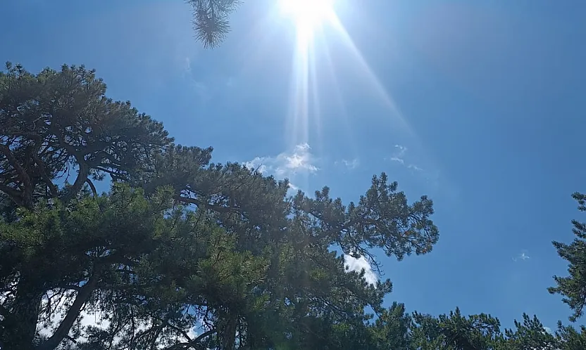Bir Yanda Kavurucu Sıcak, Diğer Yanda Sağanak