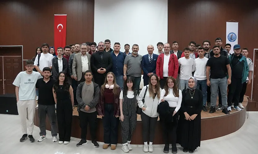 Bolvadin MYO'da Mezunları Panel Buluşturdu