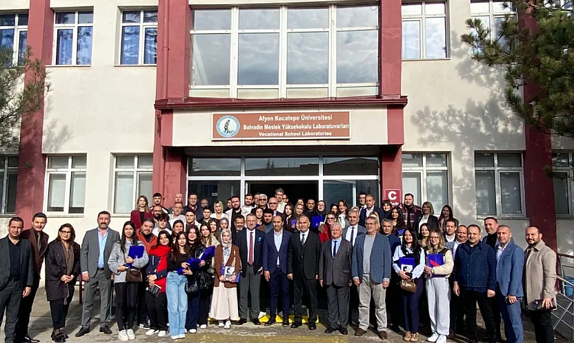 Bolvadin MYO'ya 45. Yılında Sigortacılık Laboratuvarı Açıldı