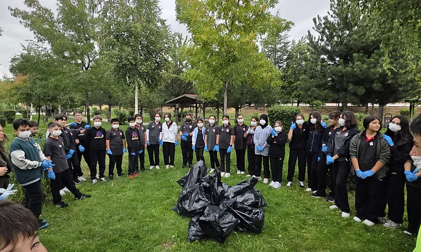 Bu Kez Derslikten Çıkıp Parklara Koştular