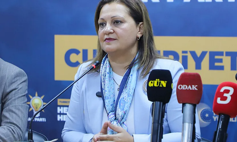 Burcu Köksal'dan AK Partililere Net Mesaj: Erdoğan'ı Yeniden Seçtirmek İçin…
