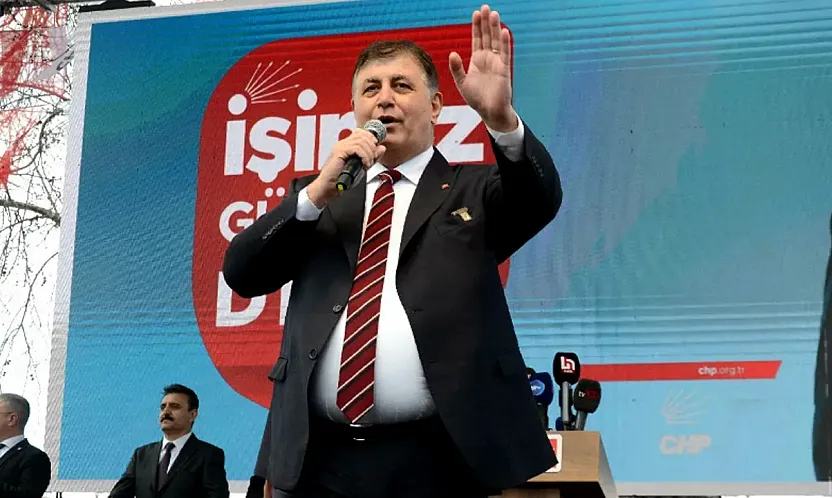 CHP'li İzmir Büyükşehir Belediye Başkanı Cemil Tugay CHP'den İstifa Etti