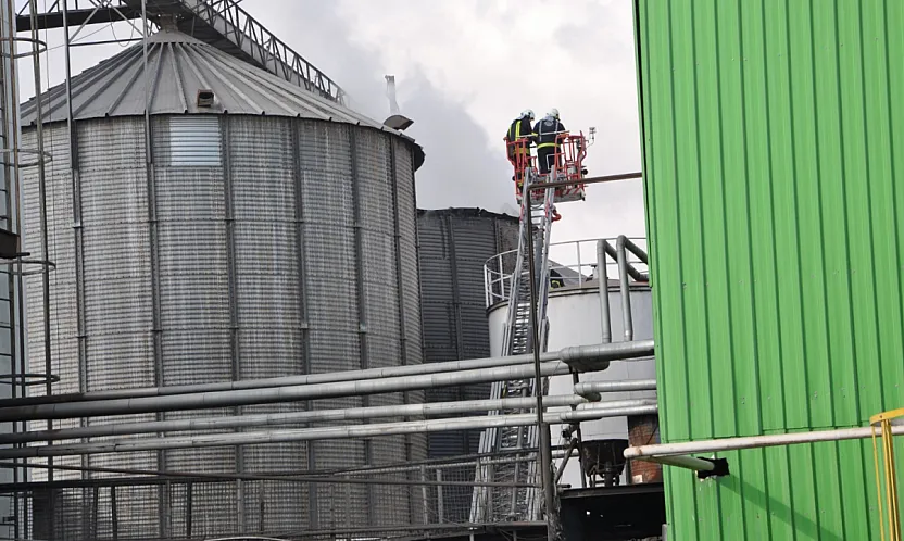 Çiftçiler Yağ Fabrikasında Yine Yangın Çıktı
