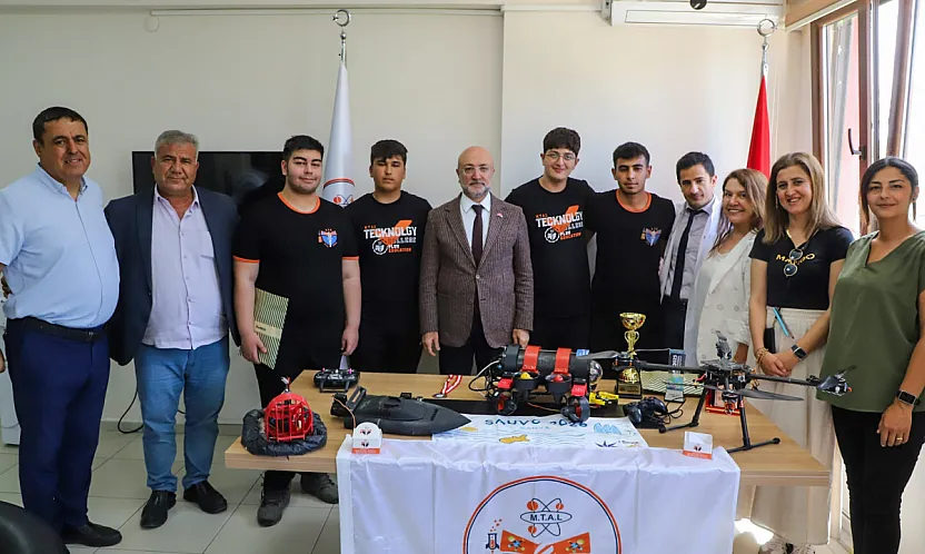 Çin'de Başarı Kazanan Öğrencilere Başkan Şahin'den Teşekkür