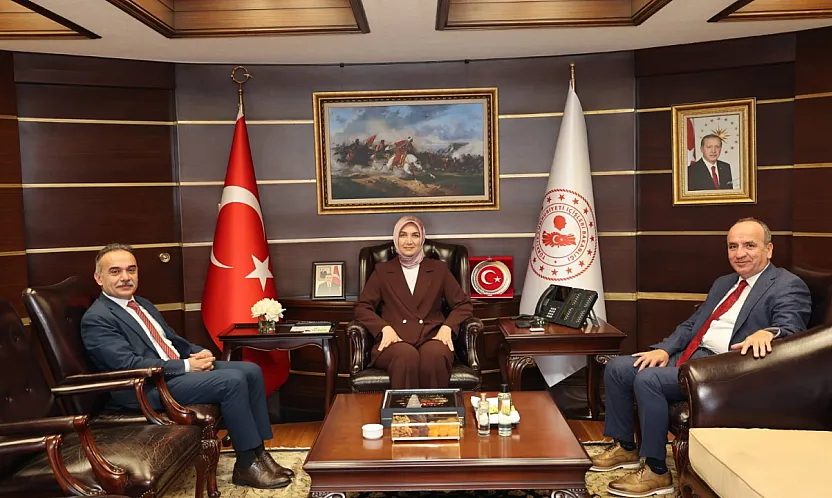 Devlet Ana Kanun Adamları İle Biraraya Geldi