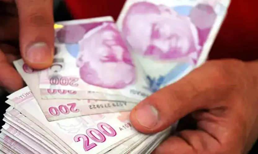 Emekli İkramiyesi ve Maaşlar Bugün Hesapta