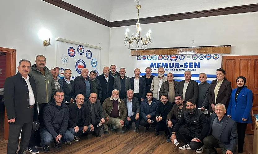 'Emeklinin Toplu Sözleşme Masasında Teslim Edilmeli'