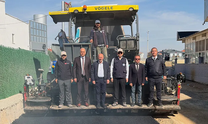 Erkmen'de Asfalt Çalışması Yerinde İncelendi