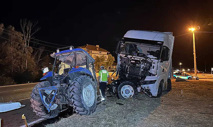 Feci Kaza: Tır Traktörü Biçti: 1 Ölü