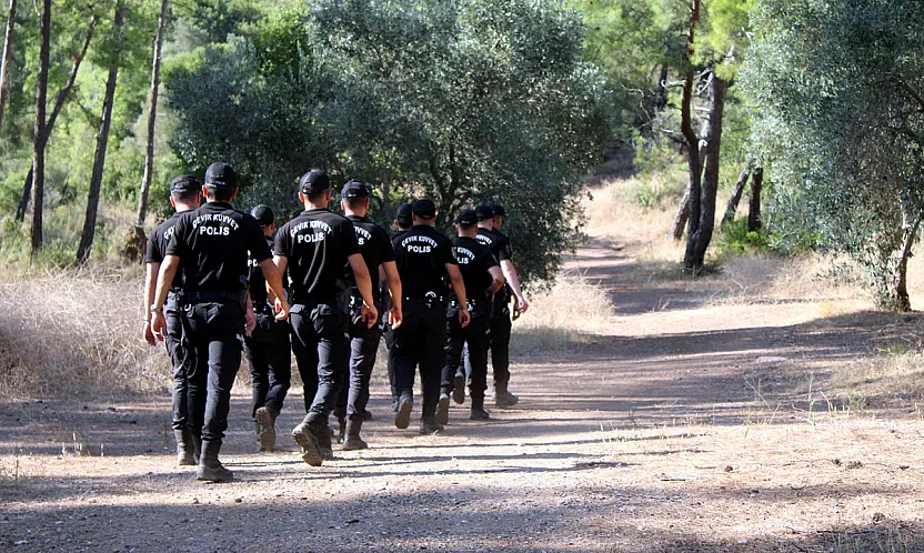 Firari FETÖ'cü Karatepe'nin Gösterdiği Yerler Didik Didik Aranıyor