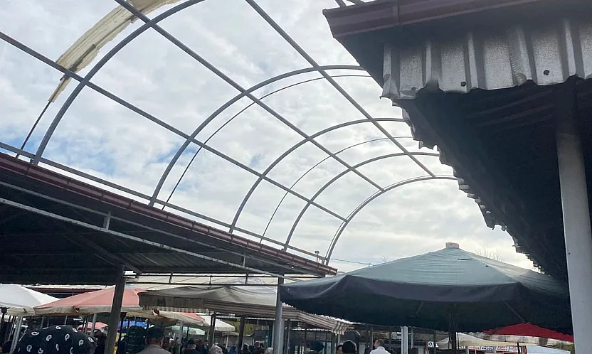 Fuar Pazaryeri'nde Köylü Esnafı Dertli