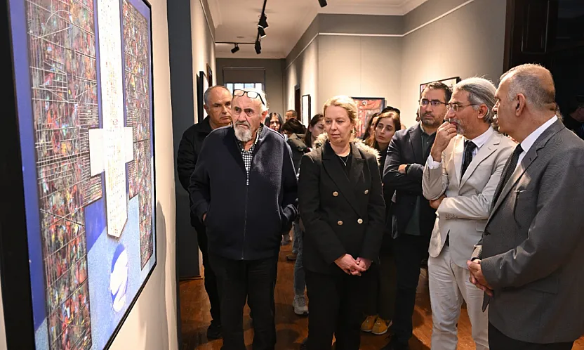 Gölgeler Ve Katmanlar Sergisi Beğenildi