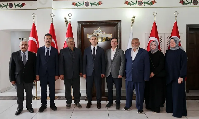 İHH Afyonkarahisar Temsilciliği Vali Aktaş'ı Bilgilendirdi