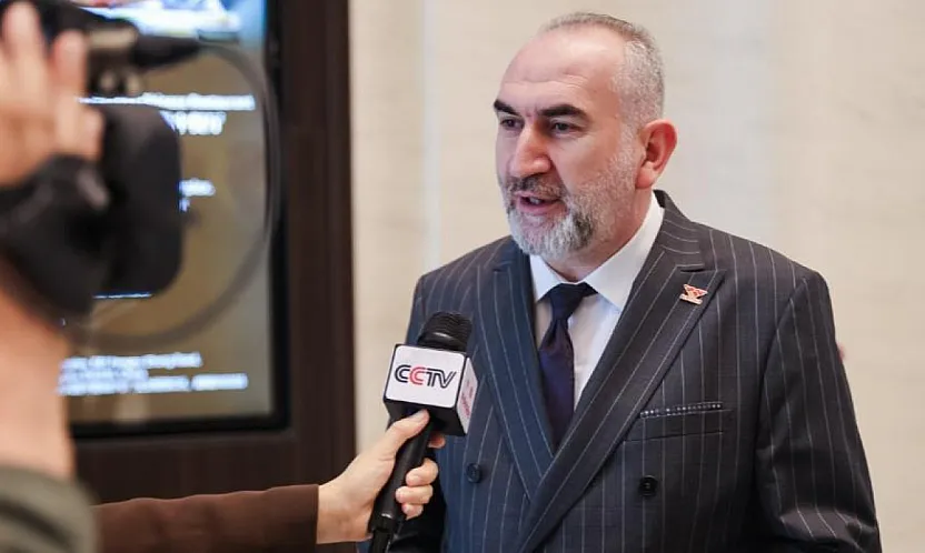 İhsan Beşer, Çin Devlet Televizyonu CCTV-13'te