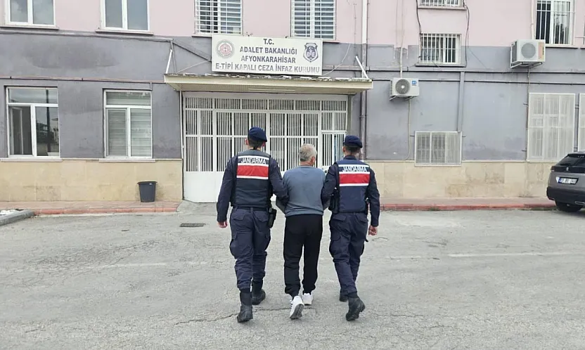 İhsaniye'de 19 Yıl Cezası Bulunan Şahıs Jandarma Takibinden Kaçamadı