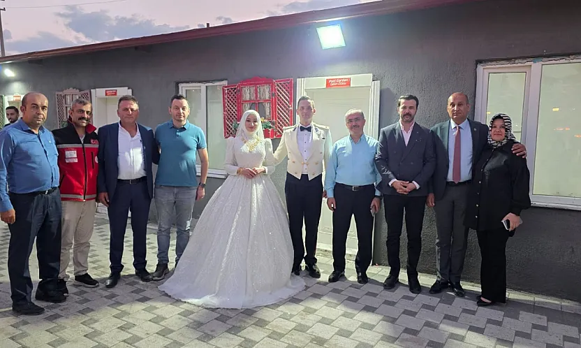 İki Kuşak Gazi Ailenin Teğmen Oğlu Dünya Evine Girdi