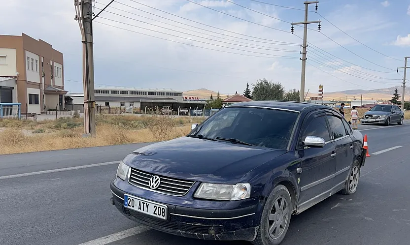İki Otomobil Çarpıştı: 1 Yaralı