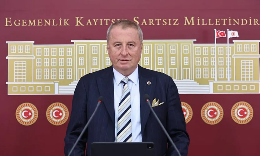 İYİ Parti Afyonkarahisar'da Gurur Günü: Hakan Olgun En Beğenilen Vekiller Listesinde!