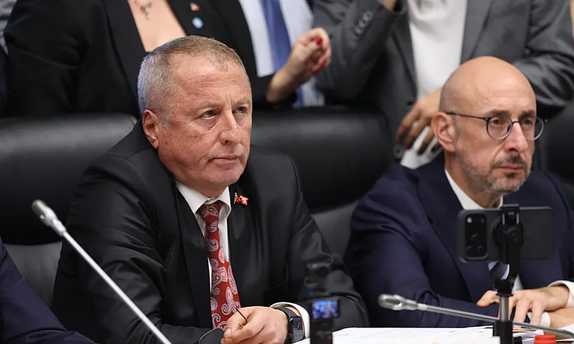 İYİ Parti'den Meclis'e Sert Şerh: 7 Bin 563 Şehidin İsmi Tek Tek Yazıldı