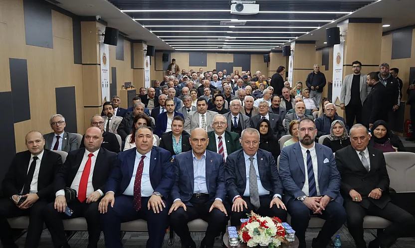 İYİ Parti'nin Afyon Toplantısından Dikkat Çeken Mesaj!
