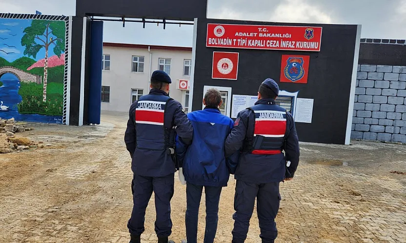 Jandarma, Afyon'da 43 Aranan Şahsı Yakaladı