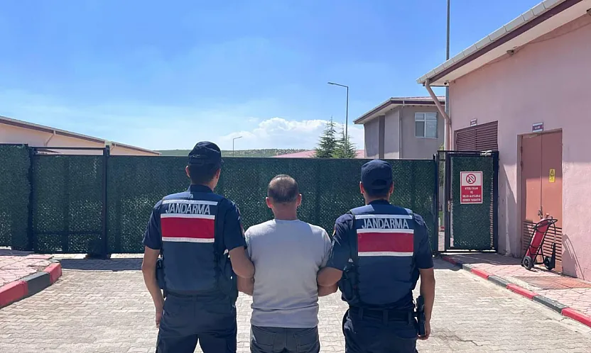 Jandarmanın 1 Haftada Yakaladığı 24 Kişiden, 12'si Tutuklandı