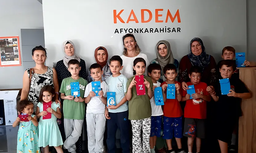 KADEM Atölyesinde Anneler Ve Çocukları Keçe Çalıştı