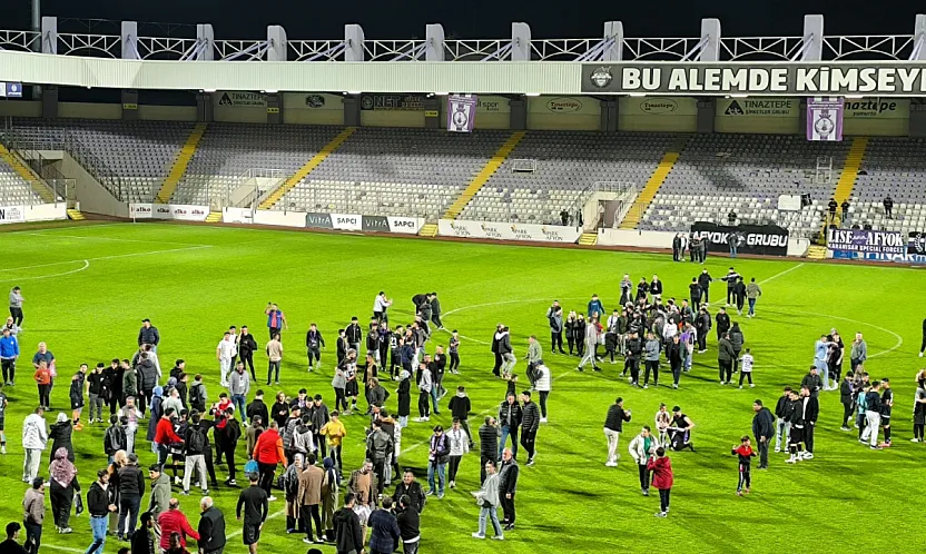 Kaleciden Kaleye Gol, Afyonspor'a İlk 3 Puanı Getirdi!