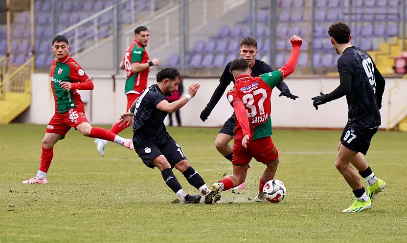 Karşıyaka 5 Kez Denedi, Afyonspor Pes Etmedi!