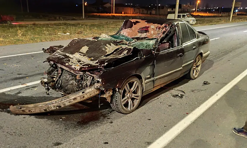 Kazada Hurdaya Dönen Otomobil Sürücüsü Ağır Yaralandı