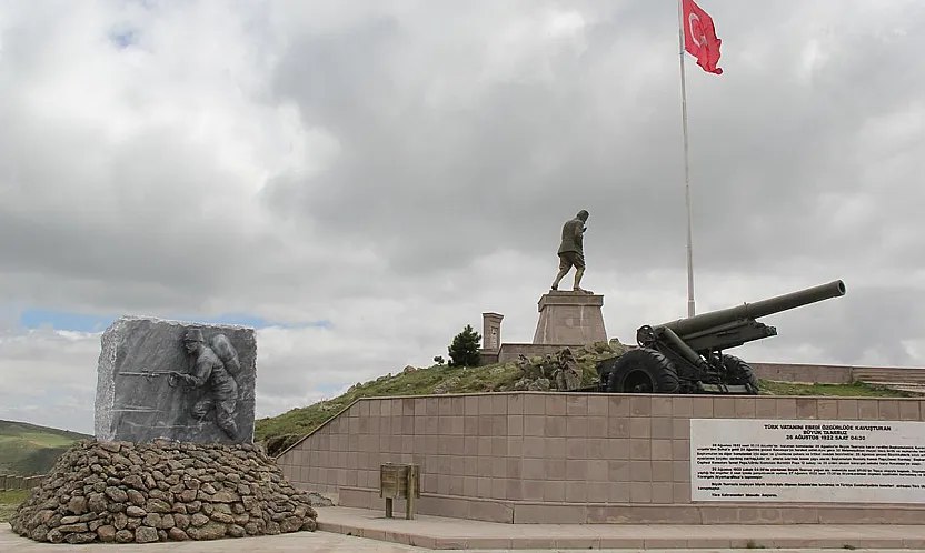 Kocatepe'ye Gidecekler Dikkat! Ulaşım Ücretsiz Olacak