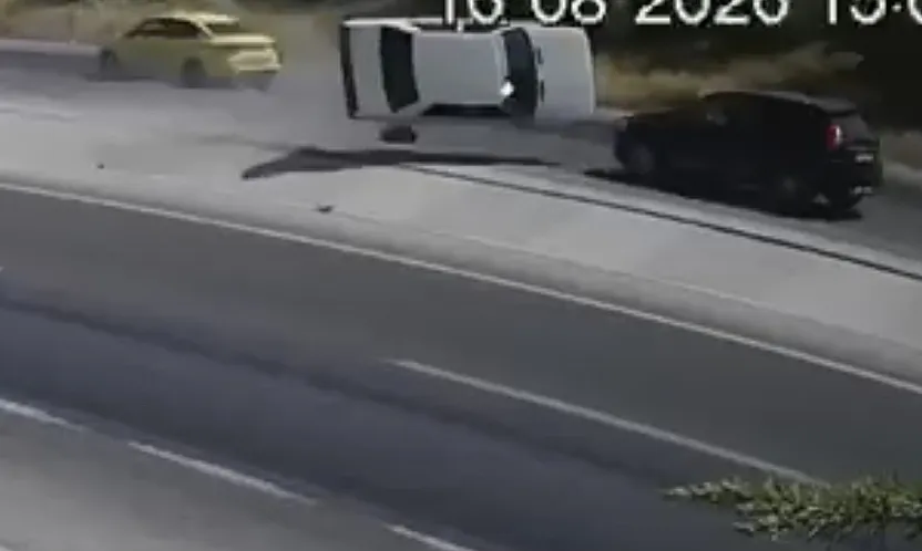 Kopan Parça Faciyaya Neden Oldu! 2 Kişi Hayatını Kaybetti