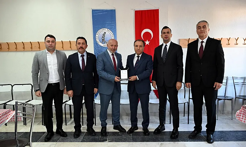 Kurumlar El Ele Verdi, Bilgisayar Laboratuarı Yenilendi