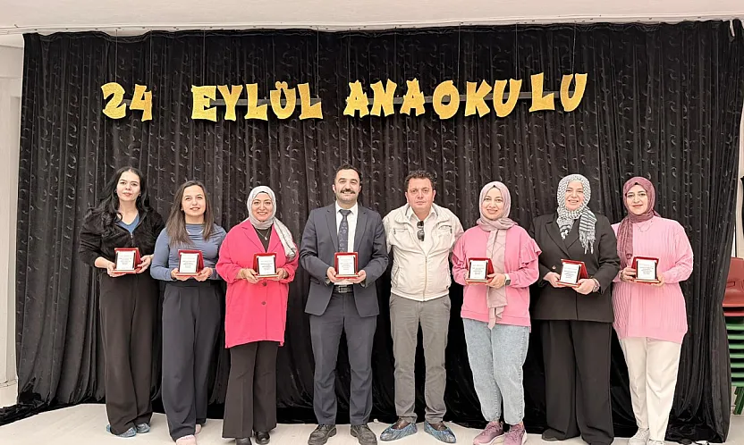 Mahalle Muhtarı, Öğretmenleri Tek Tek Ziyaret Etti